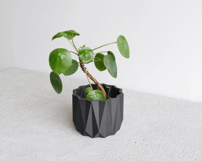 MINIMUM DESIGN - Origami pot "black"