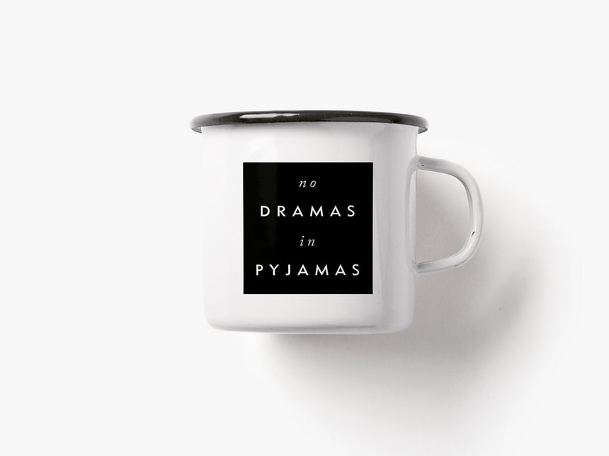 Tasse aus Emaille / No Drama