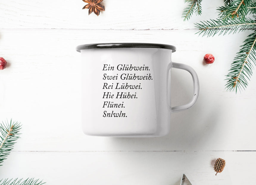 Tasse aus Emaille / Glühwein