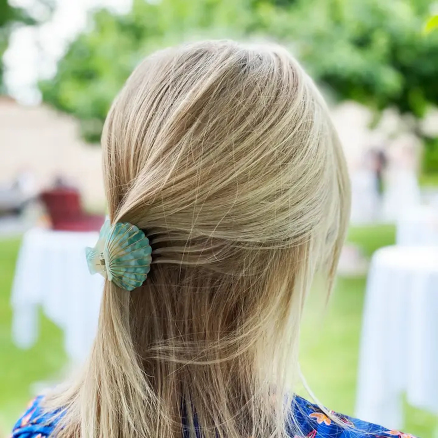 by Vivi. - Haarspange in Muschelform "Lavendel"