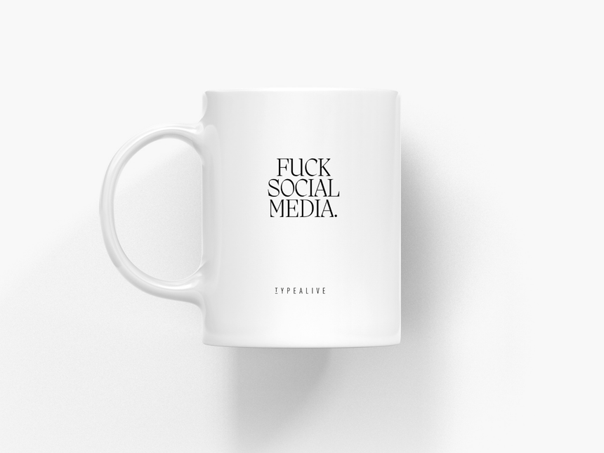 Tasse aus Keramik / Social Media